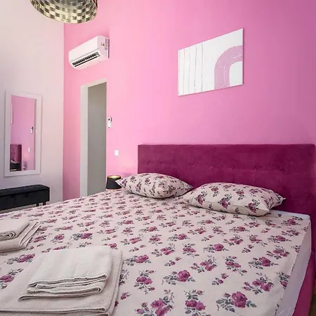 Luisa Holiday home *