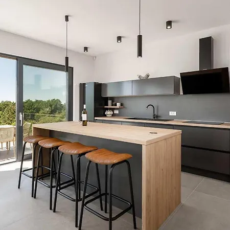 Luisa Holiday home *