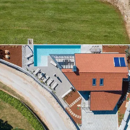 Luisa Holiday home